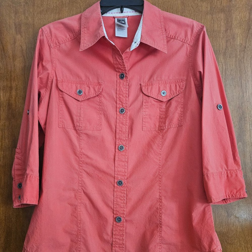 North Face Women’s 3/4 Sleeve Button-Down Shirt, pretty coral color, size L